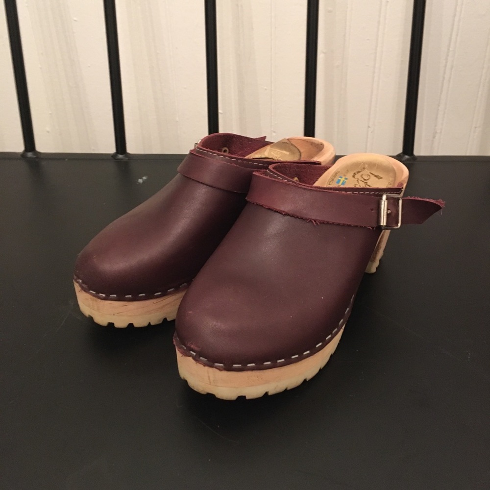 Lotta from Stockholm tractor bottom clogs
